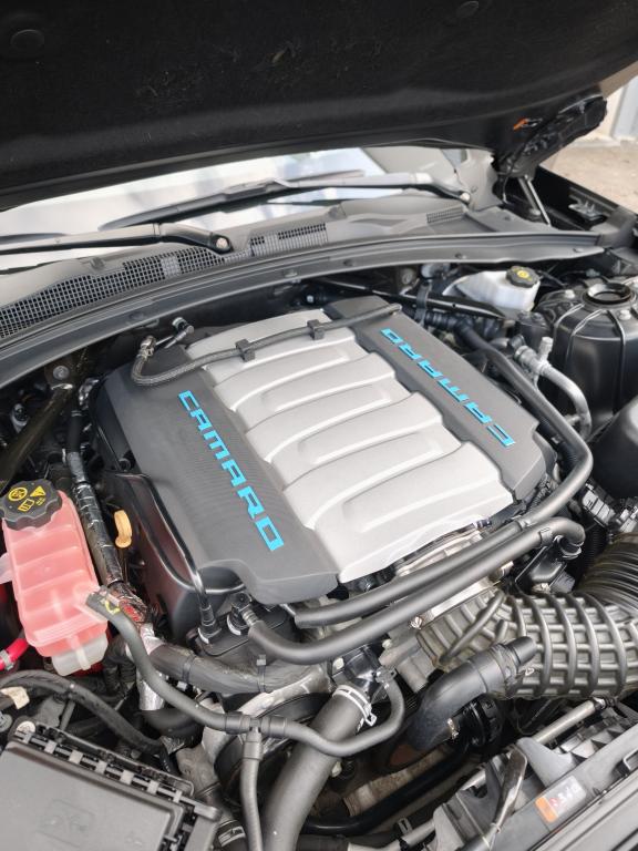 Chevrolet Camaro 6.2 V8 453 8AT