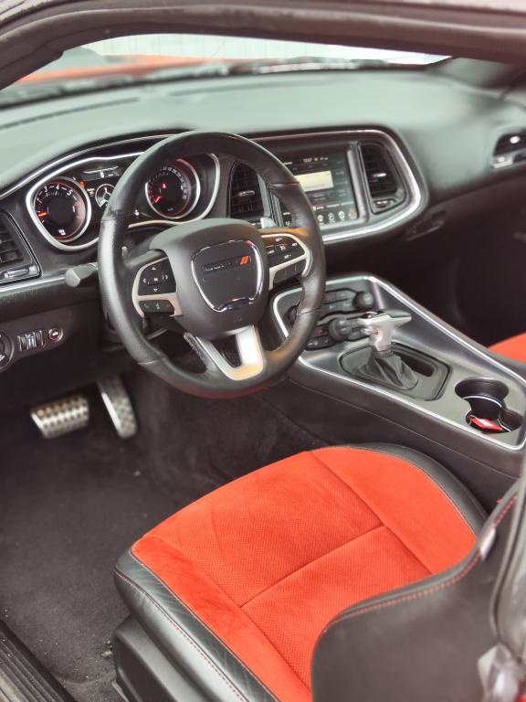 DODGE CHALLENGER SCATPACK